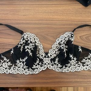 Wacoal Embrace Lace Bra 34DD Women Underwire black 65191